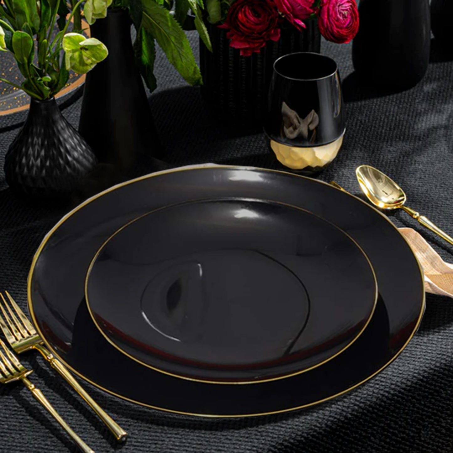 Stemless Plastic Hammered Wine Goblet 16oz Black / Gold Bottom Wine Goblets Decorline