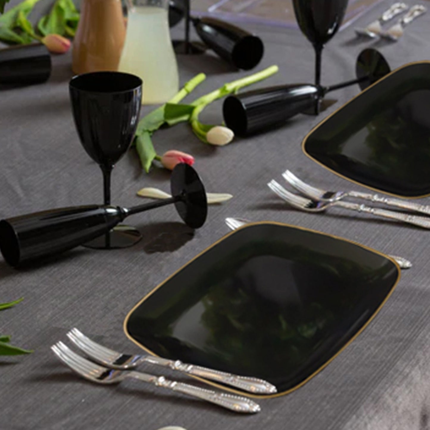 Black Plastic Wine Goblet 7oz 8CT Wine Goblets Decorline