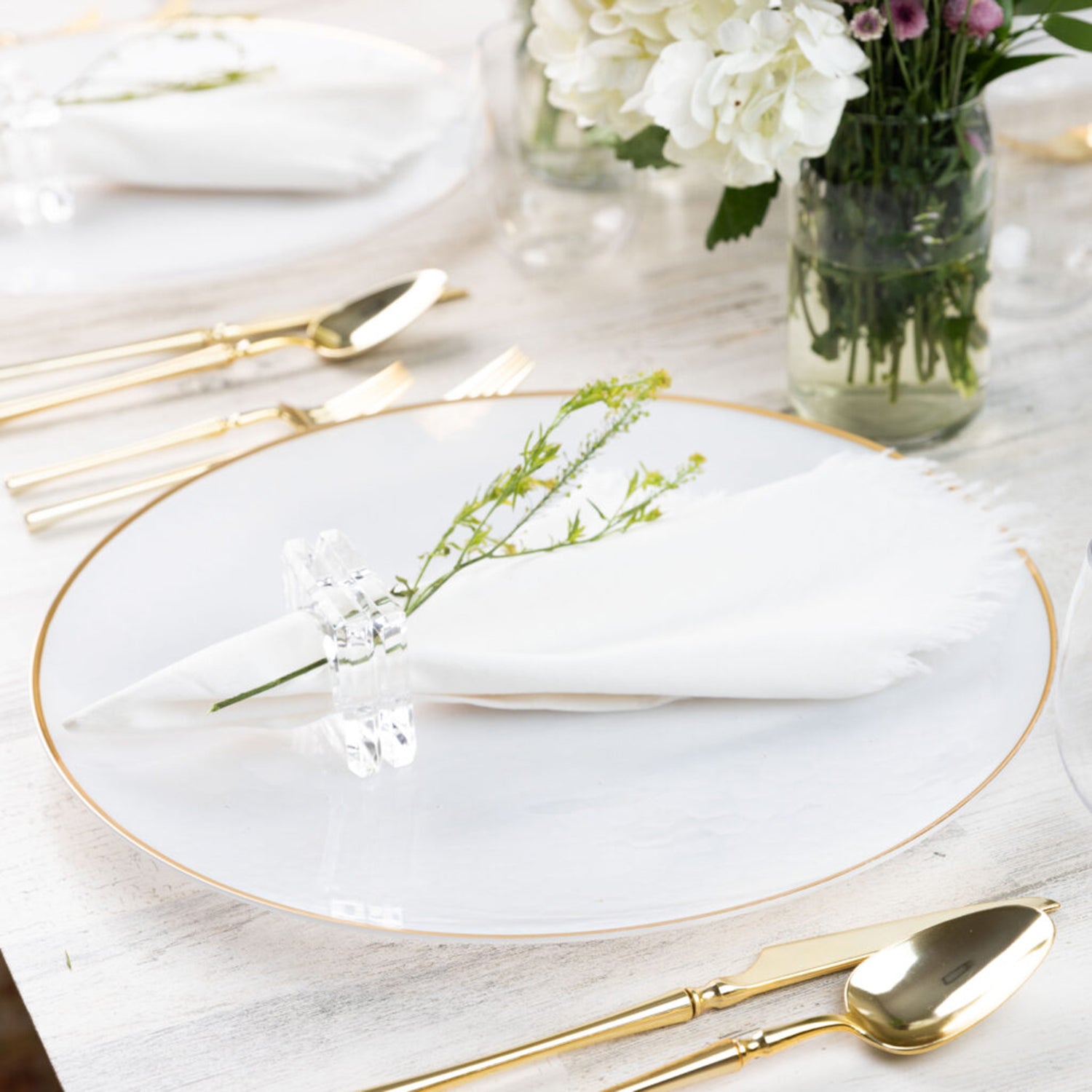 Transparent / Gold Rim Hammered Plastic Charger Tablesetting Blue Sky   