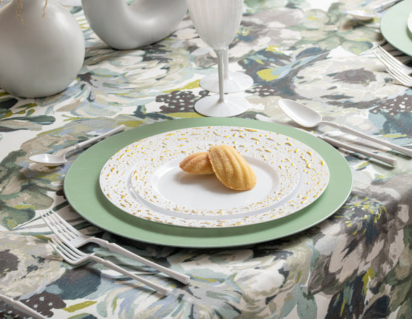 White and Gold Round Plastic Plates 7"- Pebbled White and Gold Round Plastic Plates 10" - Pebbled 10 Count Decorline   