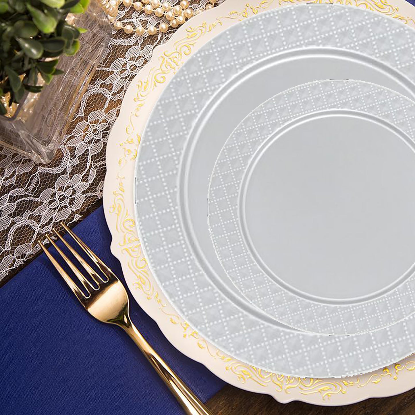 Charger Diamond Design Plates White 13" 2CT Tablesettings Decorline