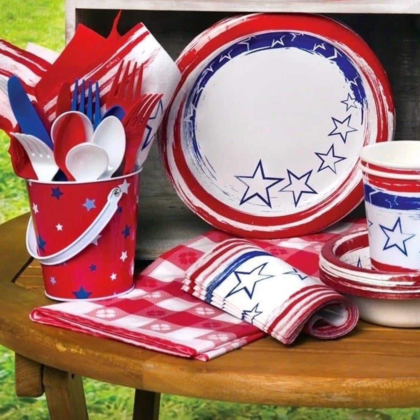 Stars 'N Stripes Premium Paper Lunch Napkins (40 Pcs) Disposable Hanna K