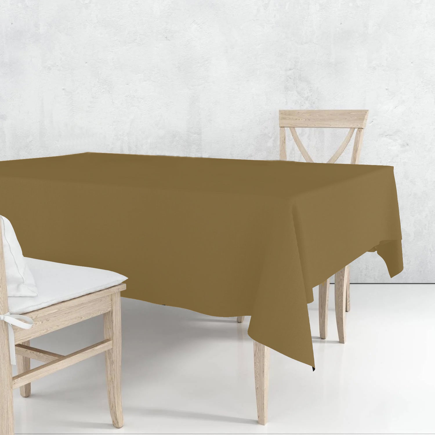 Disposable Plastic Premium Tablecloth Heavyweight Rectangle Gold 54" x 108" Tablesettings Nicole Fantini Collection   