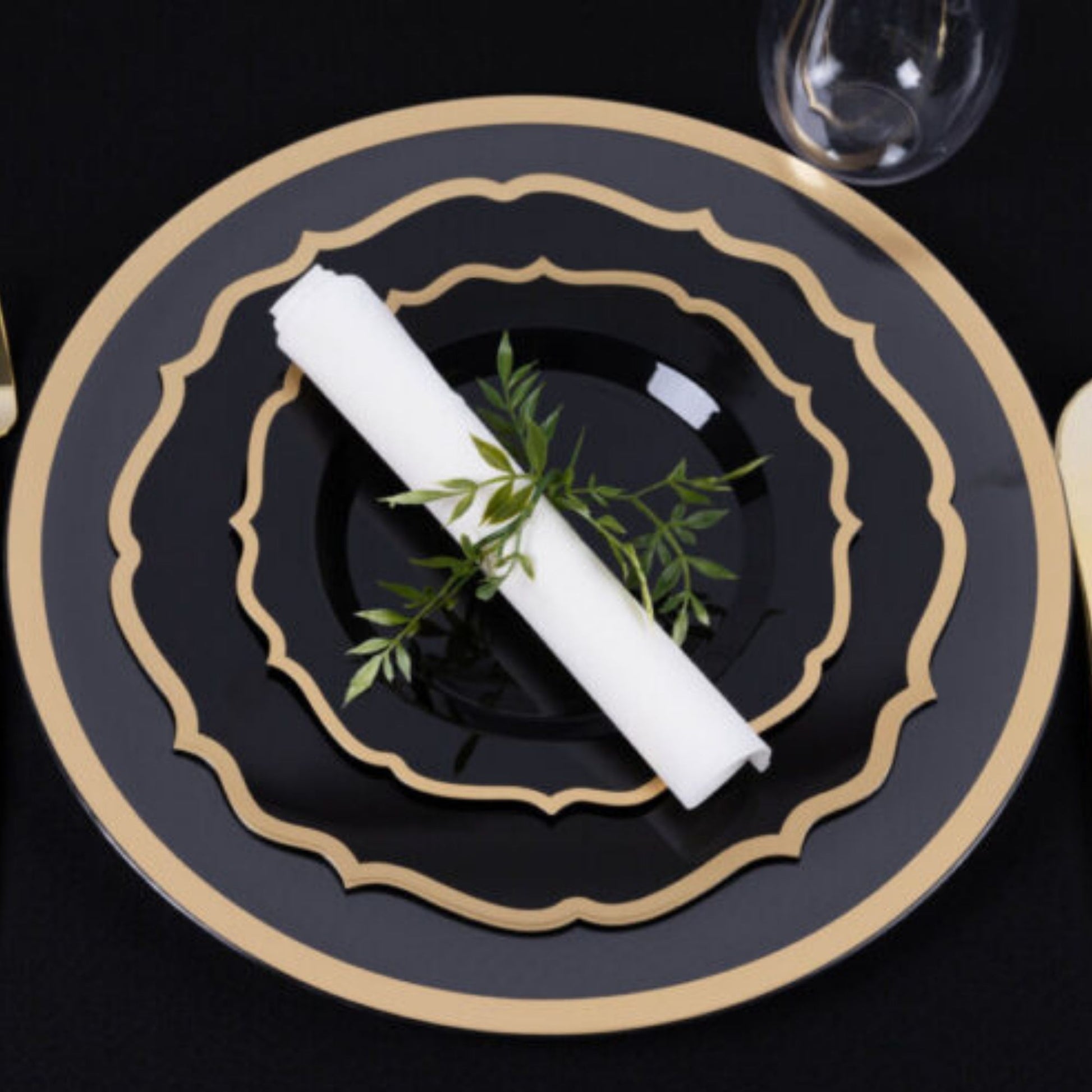 10"&7" Black & Gold Plastic Plates Combo Set: Contemporary Combo Disposable Plates SIMCA Collection
