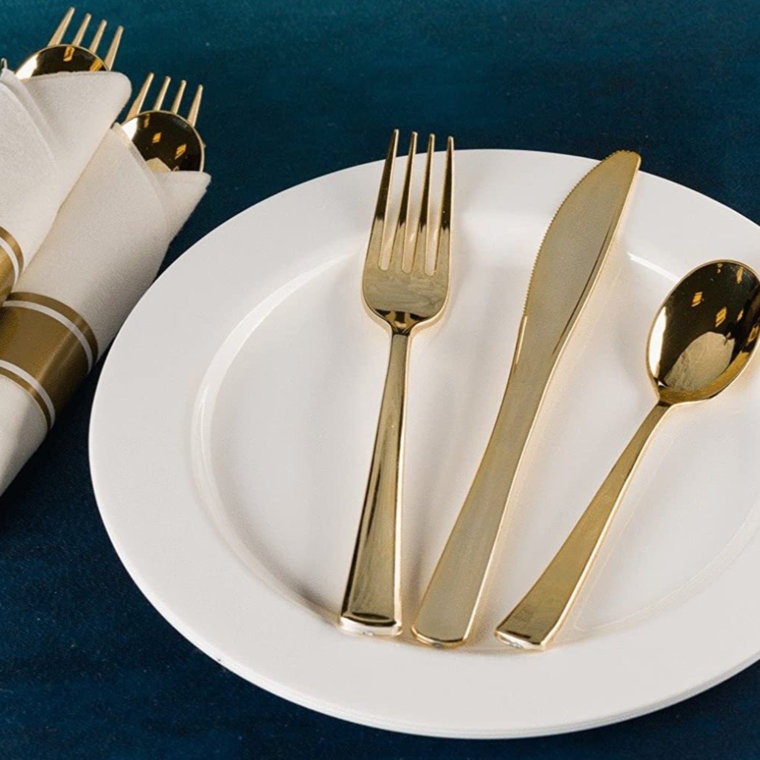 Pre-Rolled set Cutlery Combo Spoon, Knife, Forks and Napkin Polished Gold Tablesettings Lillian   